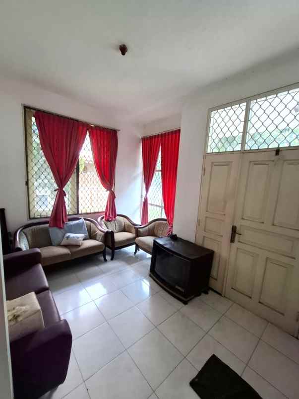 dijual rumah taman modern cakung
