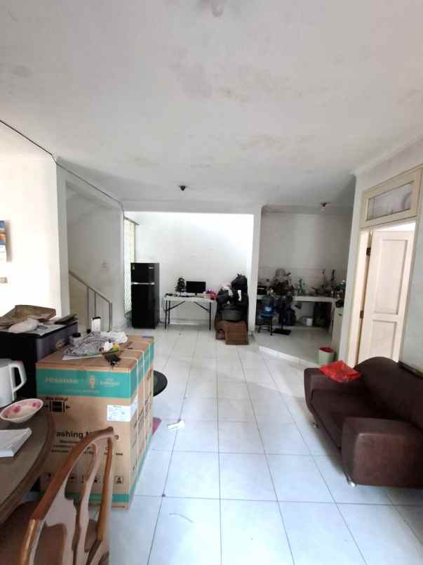 dijual rumah taman modern cakung