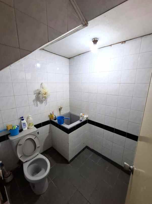 dijual rumah taman modern cakung