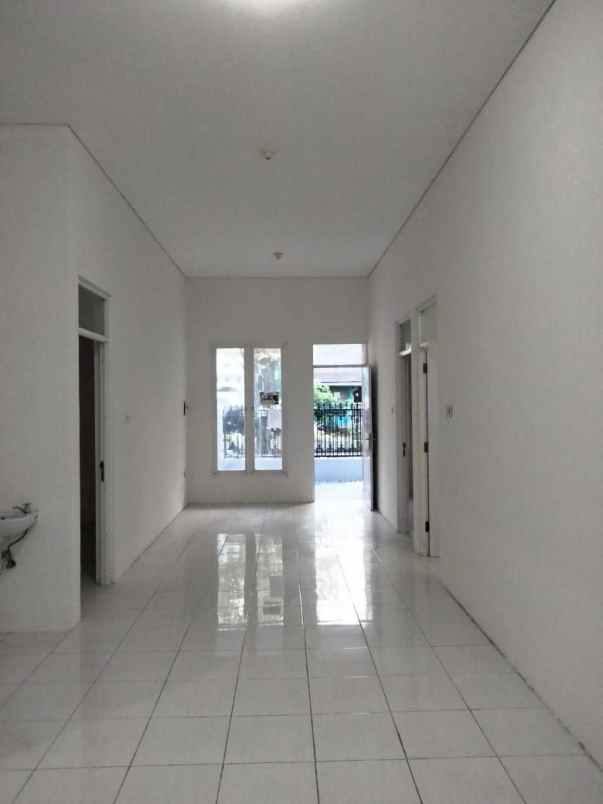 dijual rumah taman pondok jati