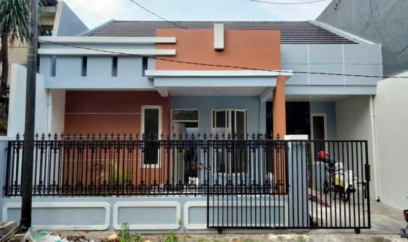 dijual rumah taman pondok jati