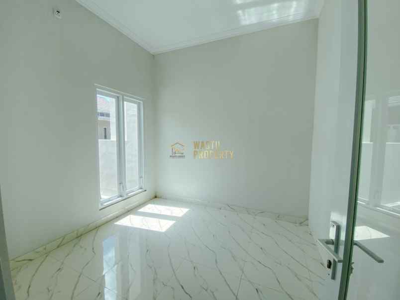 dijual rumah tamanmartani kalasan