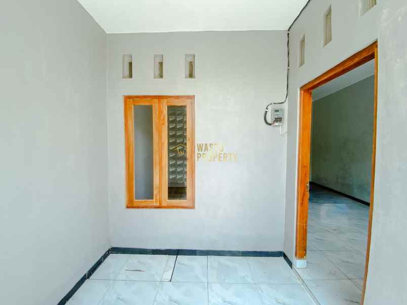 dijual rumah tamanmartani kec kalasan