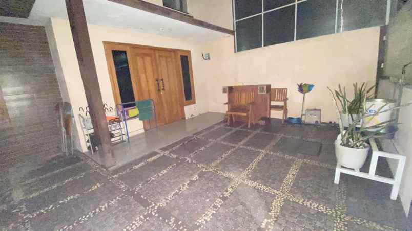 dijual rumah tambak medokan ayu rungkut