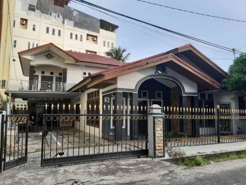 Dijual Rumah 2 Lantai Ditengah Kota Pekanbaru 50 Meter Dr Jalan Sudirma