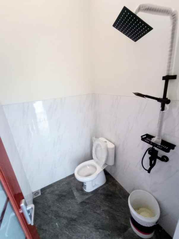 dijual rumah tonggalan