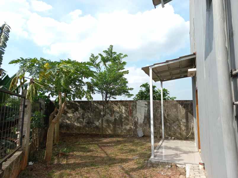 dijual rumah townhouse kintamani jl at