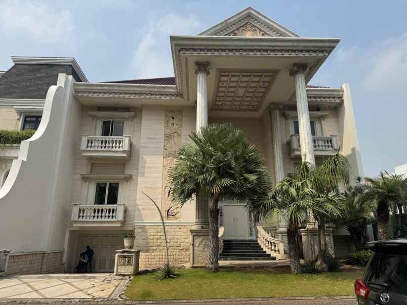 dijual rumah vbr 2 pakuwon indah