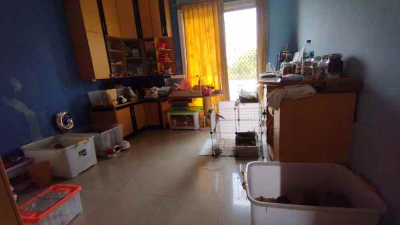 dijual rumah villa permata gading