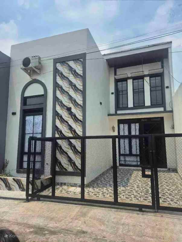 dijual rumah villa tekno