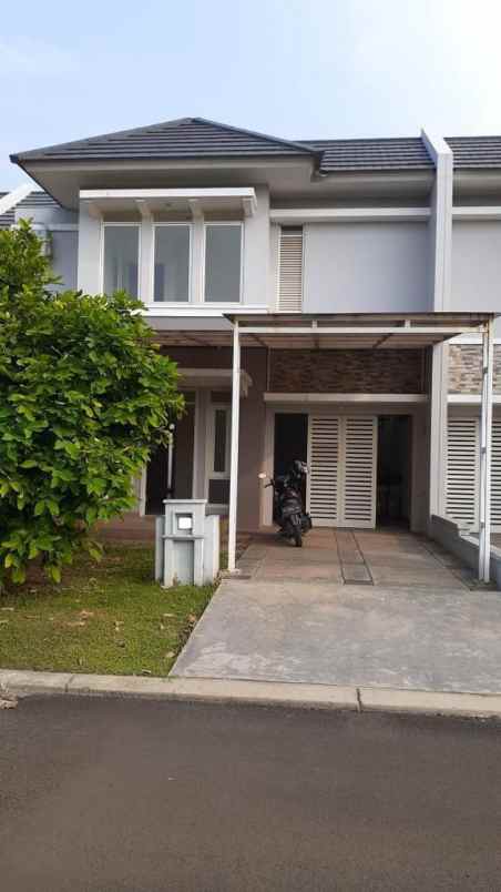 dijual rumah wanakerta