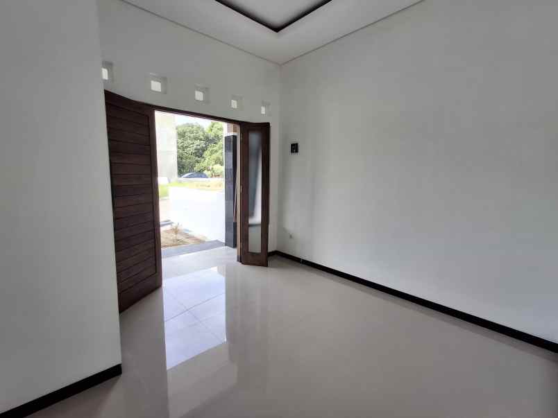 dijual rumah watualangkah ambarketawang