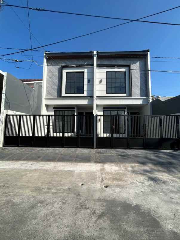 dijual rumah wisma mukti
