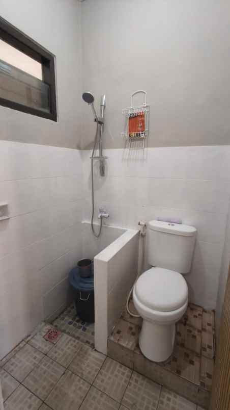 dijual rumah wojo