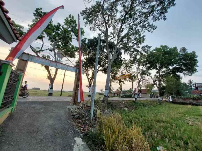 dijual tanah 3360 m2