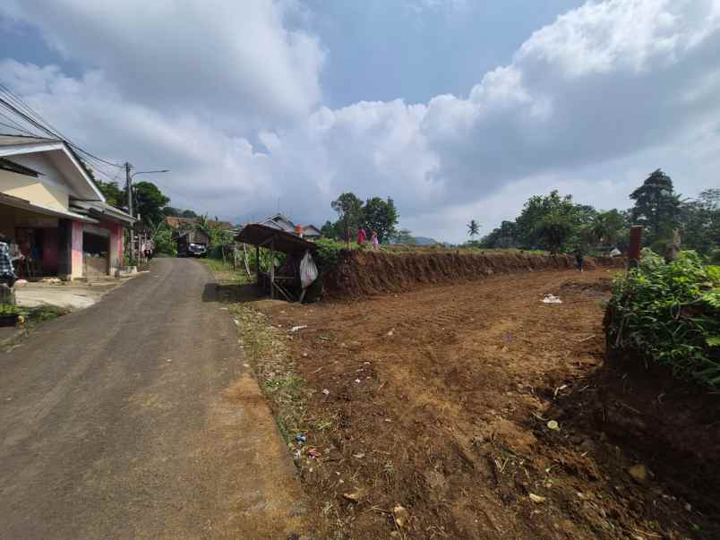 dijual tanah jalan ciburayut cigombong