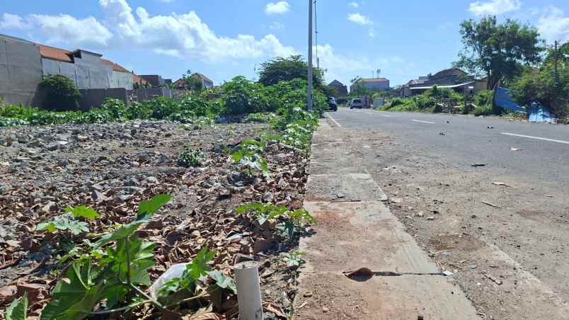 dijual tanah jalan raya kuta sunset road