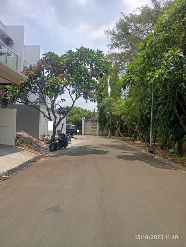 dijual tanah pelangi gading residence
