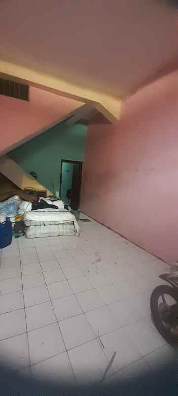 dijual tanpa perantara persis sebrang mall paskal