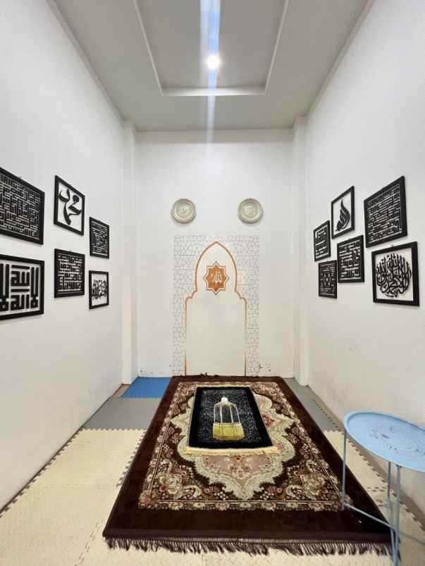 dijual villa cantik semi furnished lokasi junrejo batu