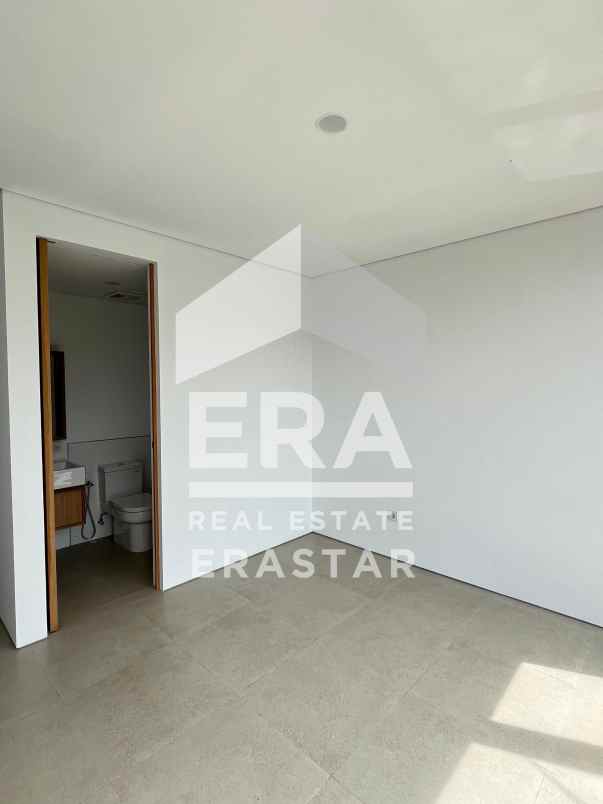 dijual villa dago village