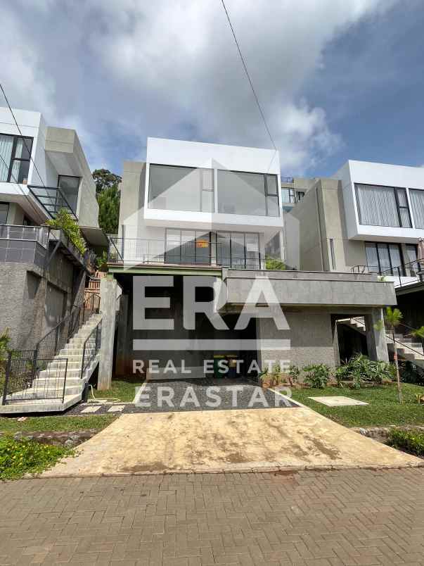 dijual villa dago village