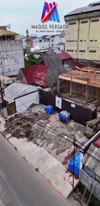 dijual villa jalan madio santoso