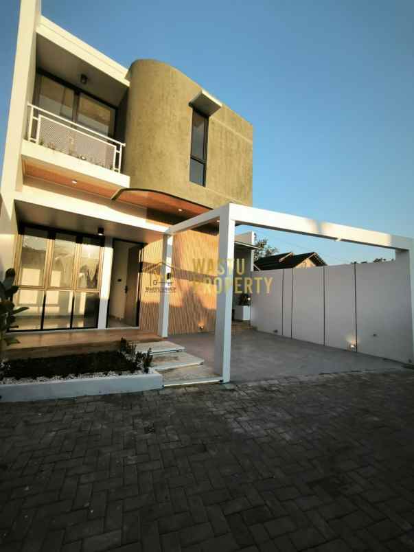 dijual villa mlati sleman