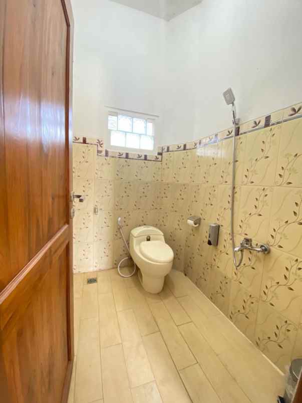 dijual villa sidomulyo sumberejo batu
