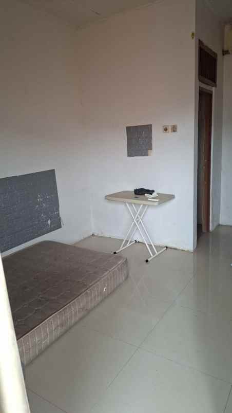 disewakan kost jl asem rt 2 rw 2 ps minggu