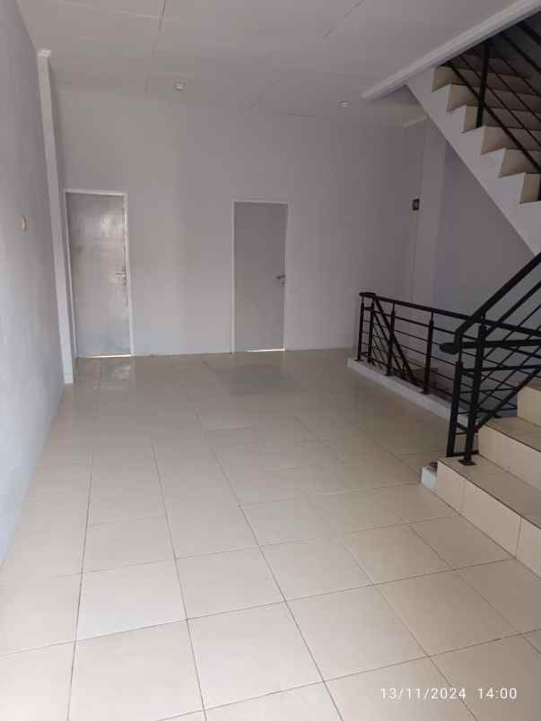 disewakan ruko gudang kantor boulevard hijau