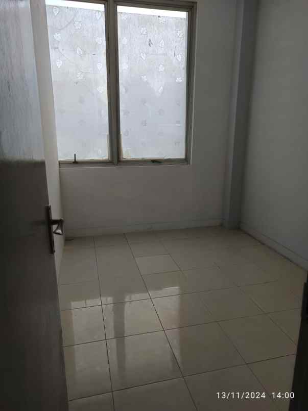 disewakan ruko gudang kantor boulevard hijau