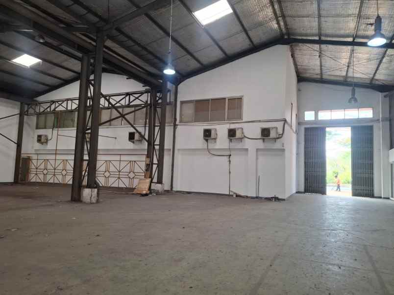 disewakan ruko gudang kantor delta silicon cikarang