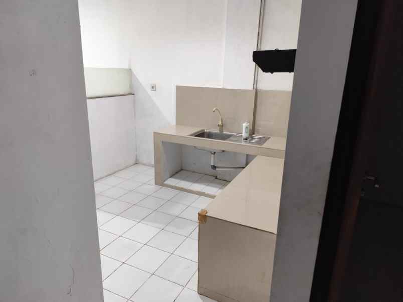 disewakan ruko gudang kantor jalan panjang arteri kedya