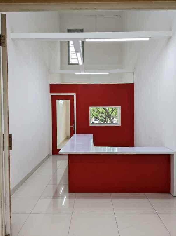 disewakan ruko gudang kantor mutiara gading city