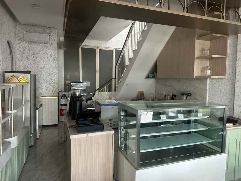 disewakan ruko gudang kantor san antonio pakuwon city