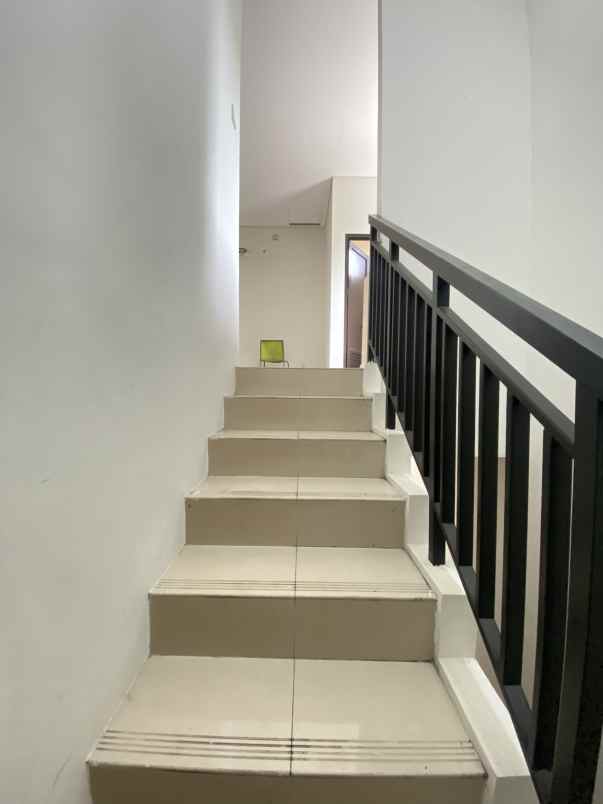 disewakan ruko gudang kantor the savoy jgc