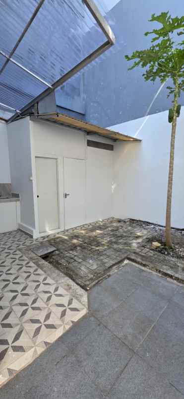 disewakan rumah bumi marina emas