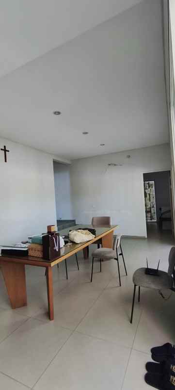 disewakan rumah citraland waterfront