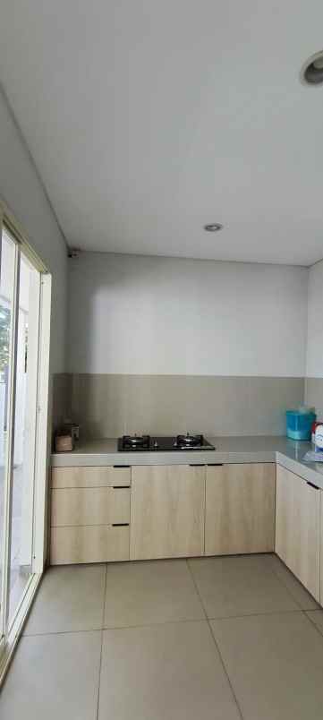 disewakan rumah citraland waterfront