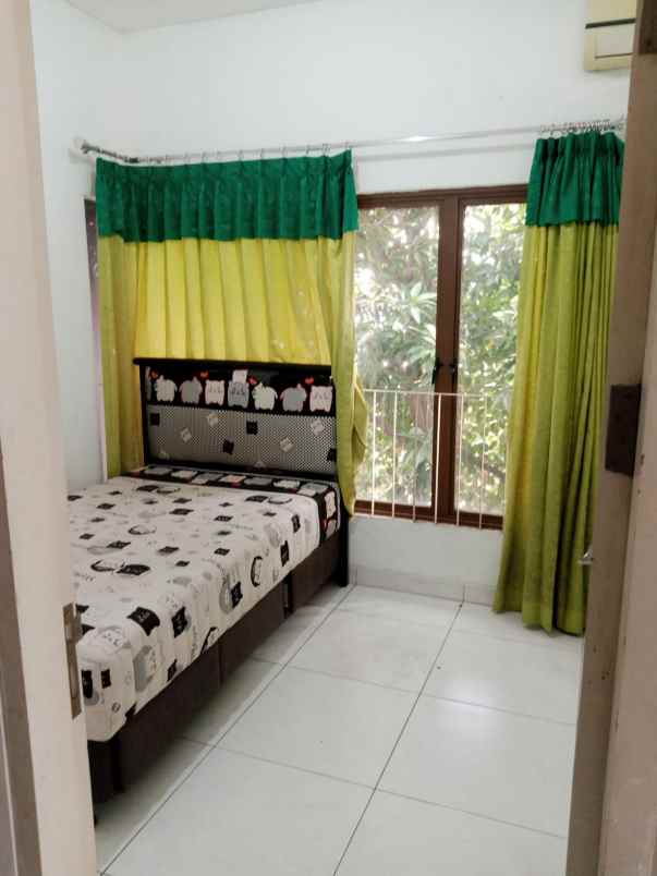 disewakan rumah cluster alamanda jakarta