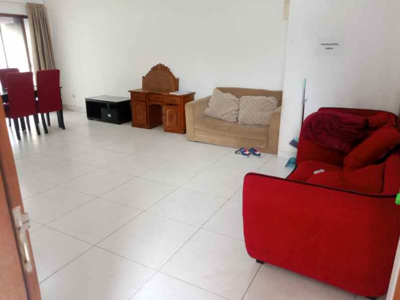 disewakan rumah cluster alamanda jakarta