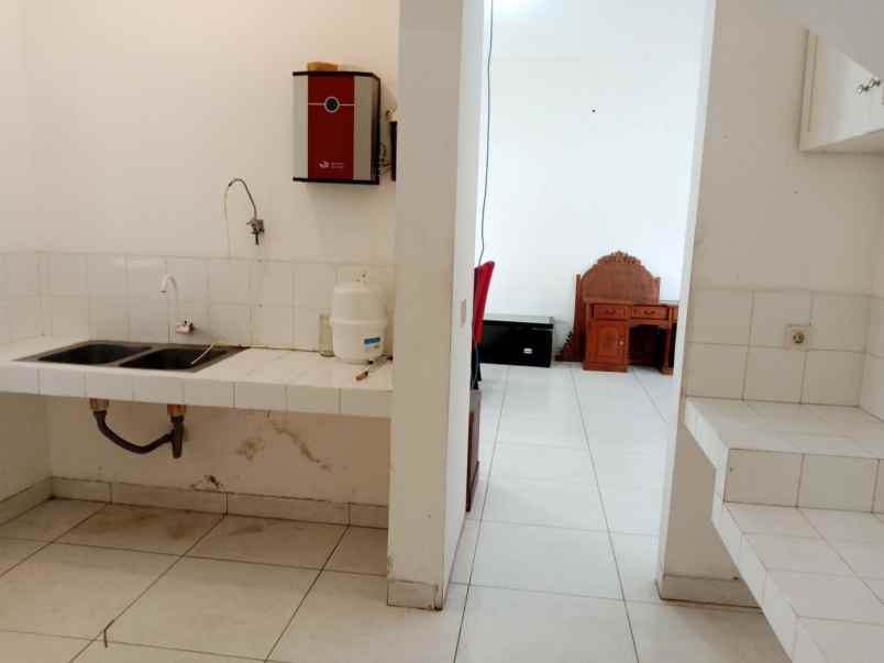 disewakan rumah cluster alamanda jakarta