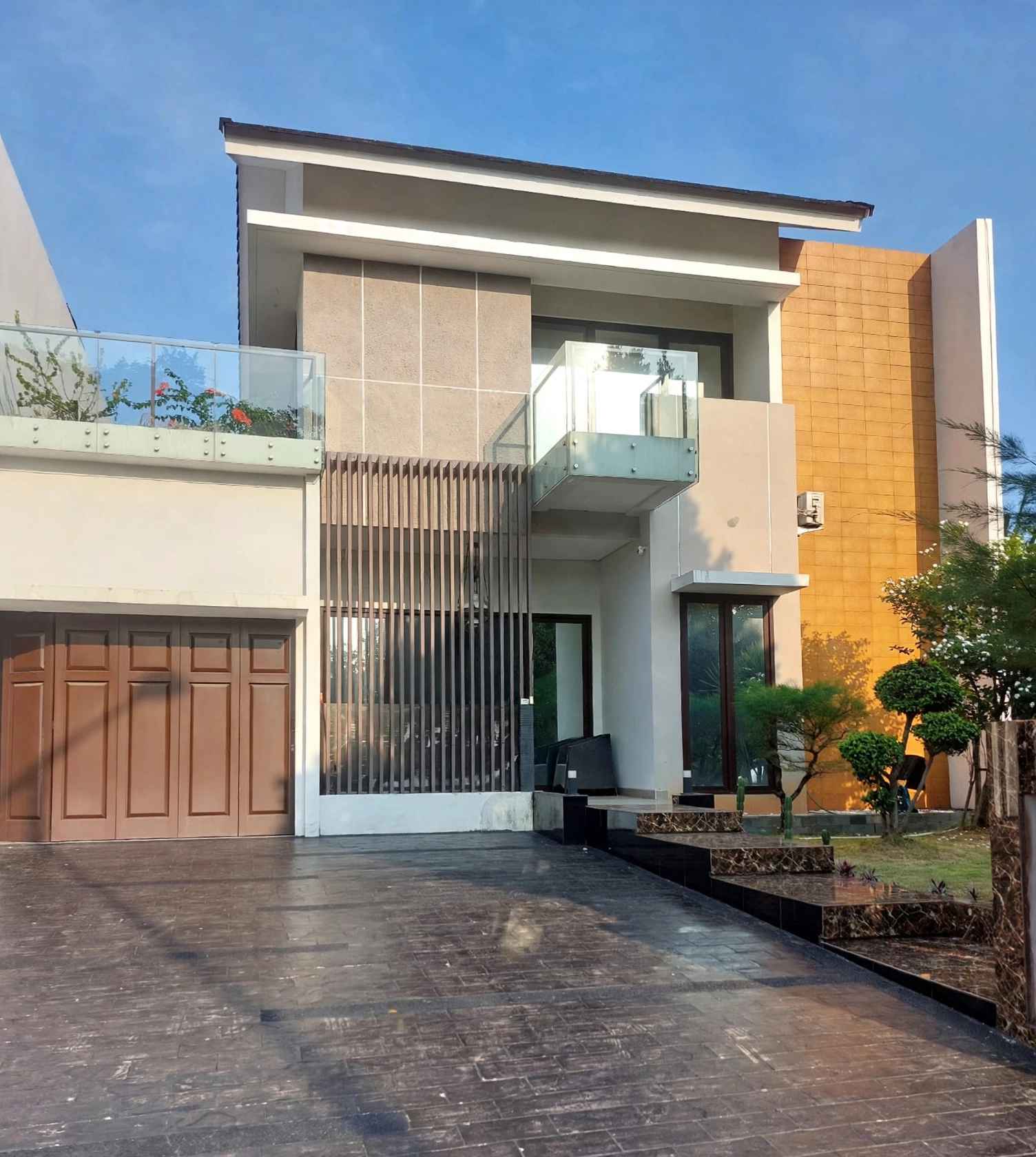 disewakan rumah cluster asia tropis