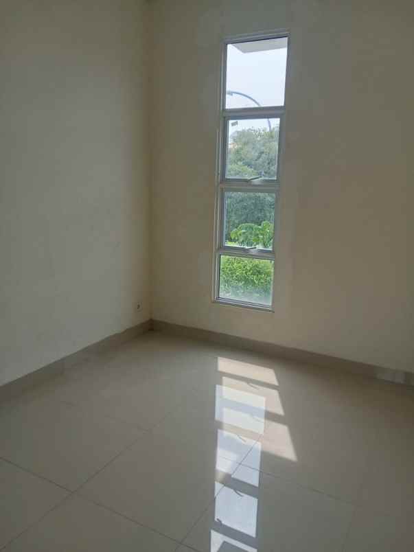 disewakan rumah cluster la seine jgc