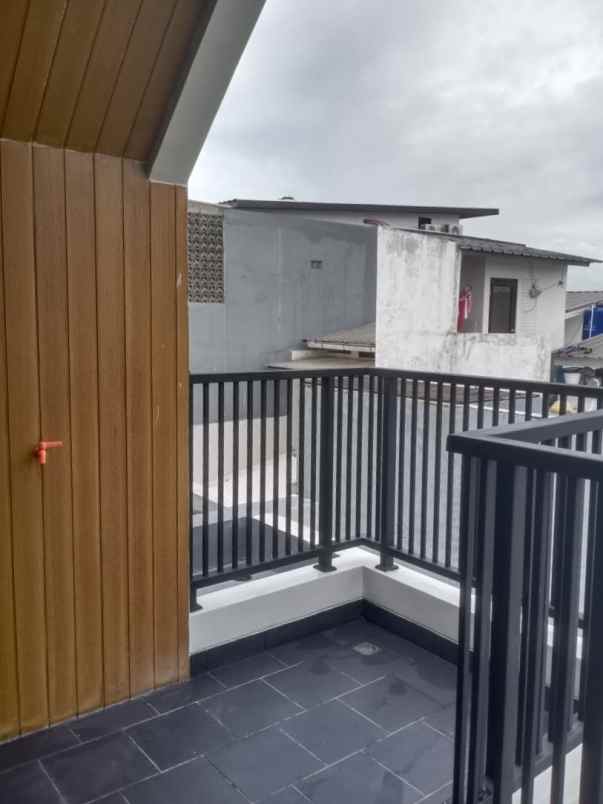 disewakan rumah cluster mahakam mts jgc