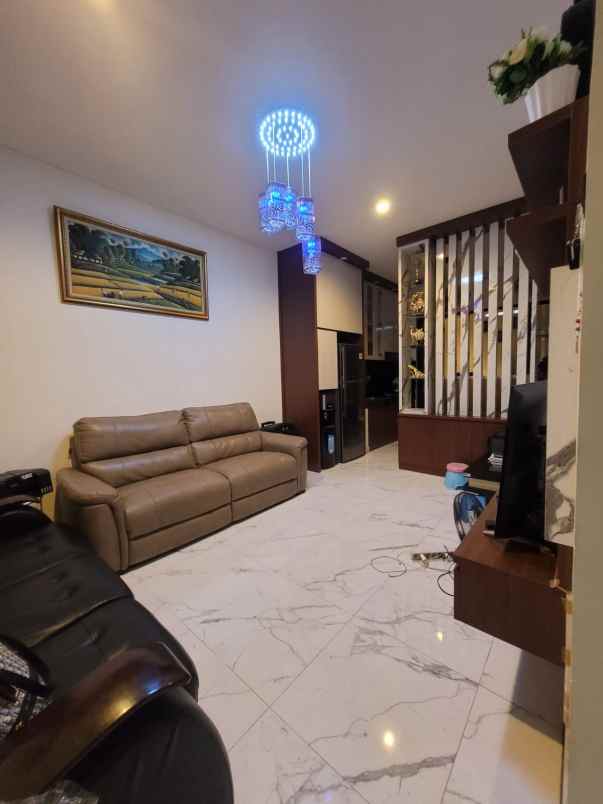 disewakan rumah cluster matana asya jgc