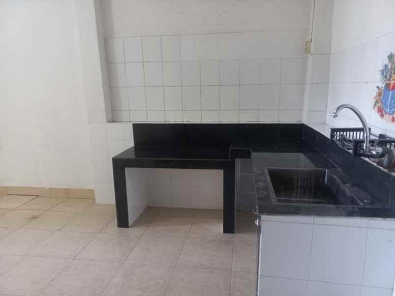 disewakan rumah graha raya bintaro
