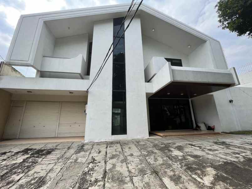 disewakan rumah jalan bangka ii