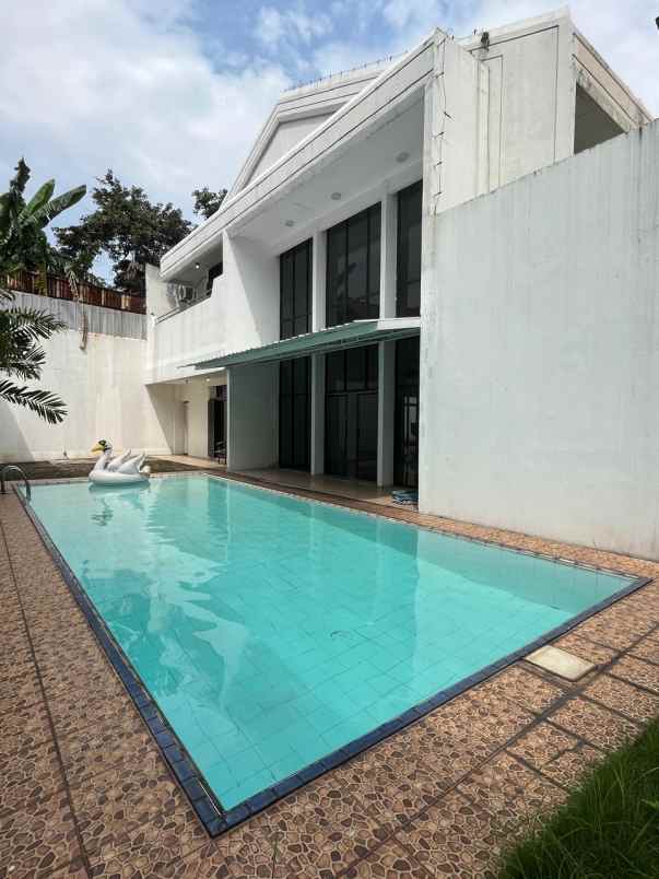 disewakan rumah jalan bangka ii